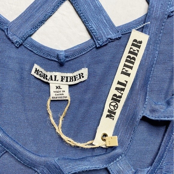 NWT Moral Fiber Blue Cut Out Blouse Short Sleeve Size XL - Picture 4 of 8